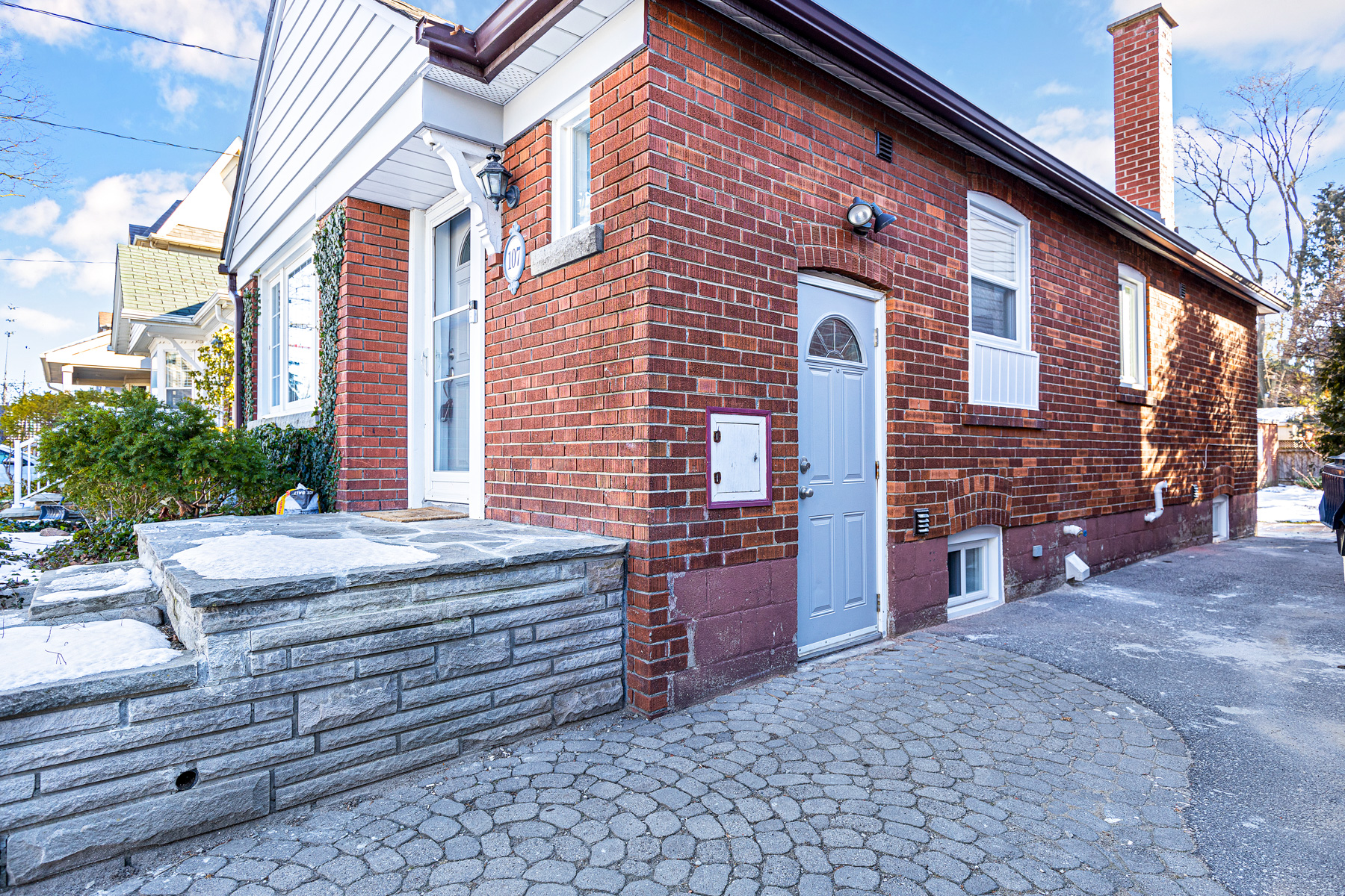 107 Parklea Dr East York 22 SRP_3593b